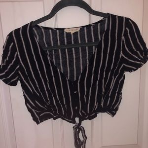 Cropped navy and white v-neck top